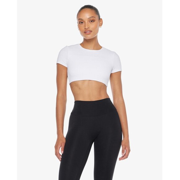 CSB Crop Shop Boutique Freedom Active Tee | Size: M | White - Picture 1 of 4